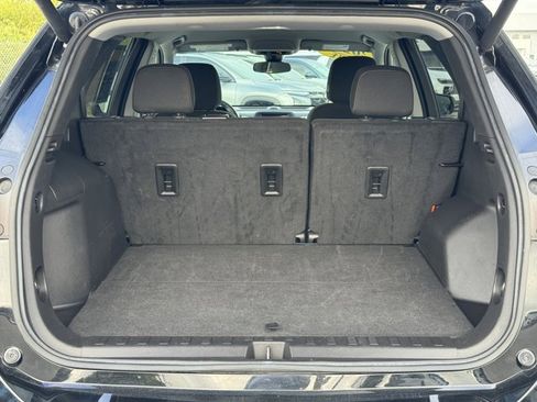 Used 2024 Chevrolet Equinox LT image 10