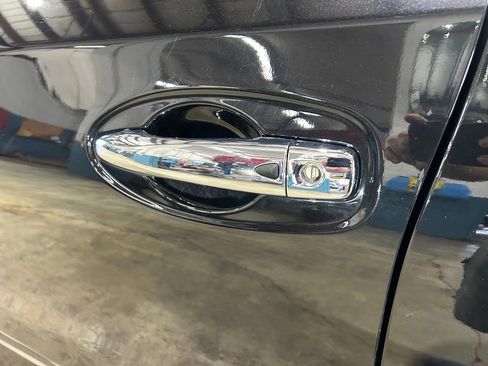 Used 2019 Nissan Rogue SL AWD/4WD image 18