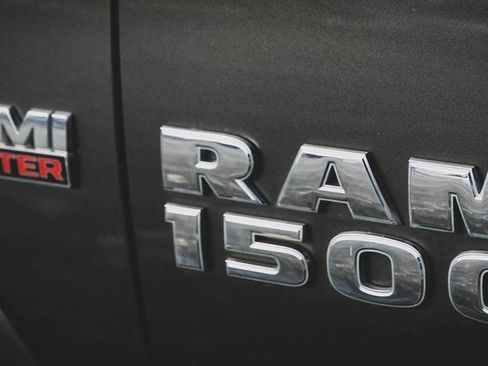 Used 2017 RAM 1500 Laramie w/ Convenience Group image 16