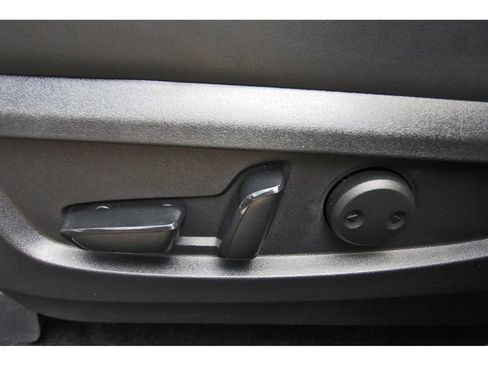 Used 2021 INFINITI QX50 Luxe image 12