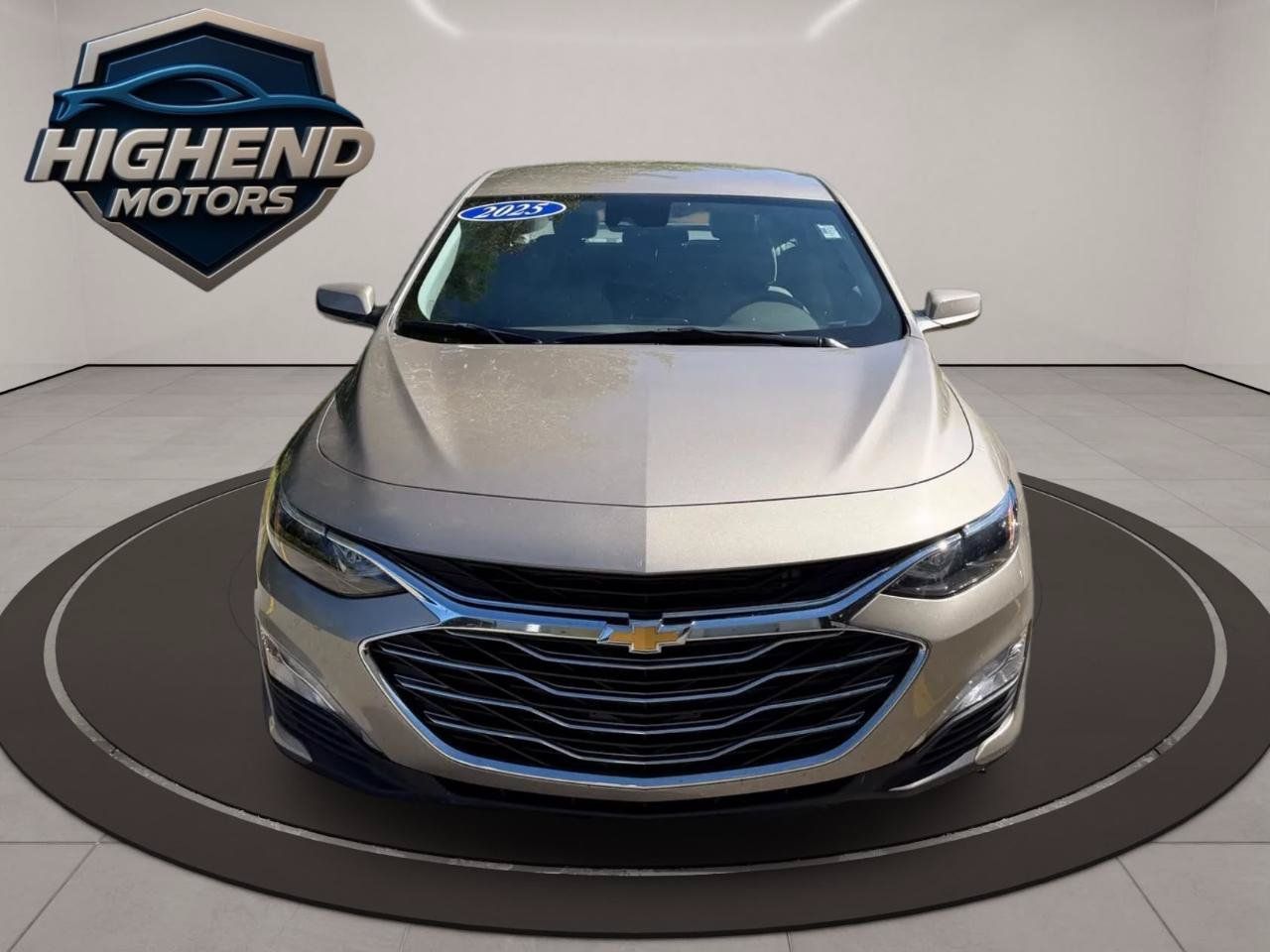 Used 2025 Chevrolet Malibu LT FWD image 9