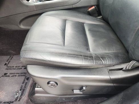 Used 2018 Jeep Grand Cherokee Limited image 25