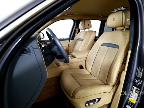 Used 2020 Rolls-Royce Cullinan AWD/4WD image 13
