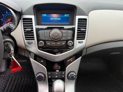 Used 2016 Chevrolet Cruze LT FWD image 26