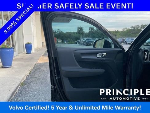 Certified 2024 Volvo XC40 Recharge Plus w/ Protection Package Premier RWD image 17