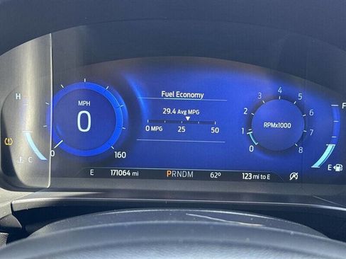Used 2020 Ford Escape Titanium image 23