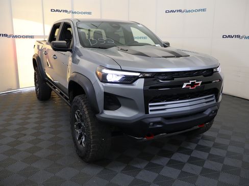 New 2026 Chevrolet Colorado ZR2 w/ Technology Package image 3