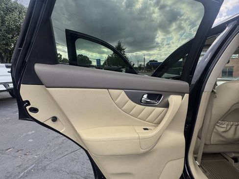 Used 2016 INFINITI QX70 2WD image 19