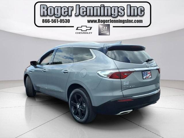 Used 2024 Buick Enclave Essence w/ Sport Touring Edition FWD image 3