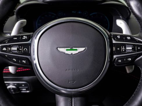 Used 2021 Aston Martin DBX AWD/4WD image 24