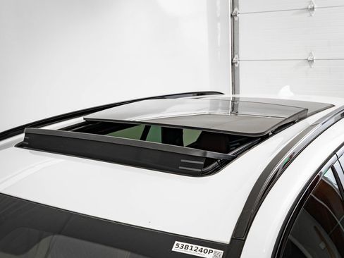 Used 2023 BMW X5 xDrive40i w/ M Sport Package image 14