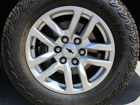 Used 2020 Chevrolet Silverado 1500 RST w/ All-Star Edition image 19