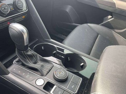 Used 2023 Volkswagen Atlas Cross Sport SEL R-Line image 29