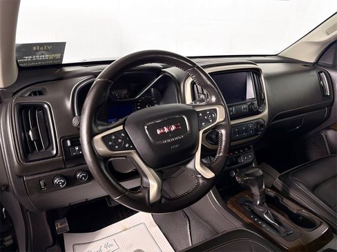 Used 2019 GMC Canyon Denali image 9