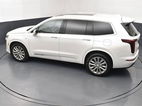 Used 2023 Cadillac XT6 Premium Luxury w/ LPO, Floor Liner Package image 16