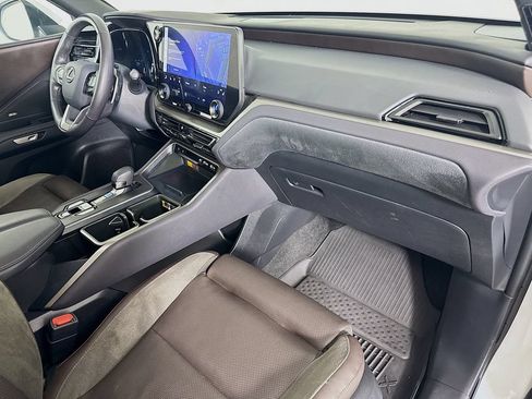 Certified 2024 Lexus TX 350 FWD w/ Technology Package image 31