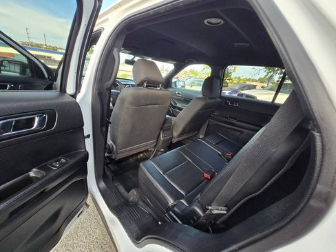 Used 2017 Ford Explorer 4WD Police Interceptor image 25