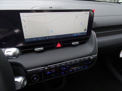 New 2026 Hyundai Ioniq 5 SEL image 17