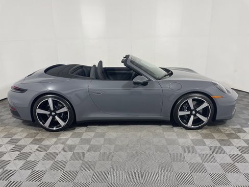 Used 2025 Porsche 911 Carrera image 8