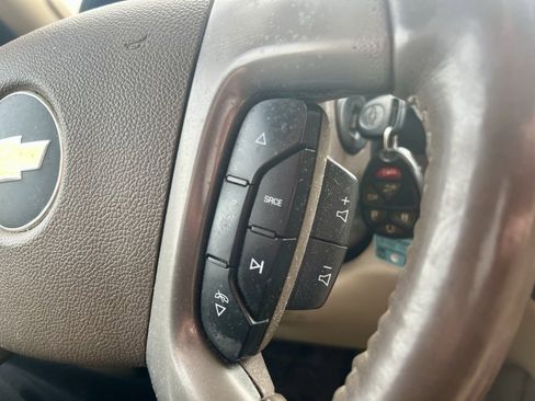 Used 2012 Chevrolet Tahoe LTZ image 16