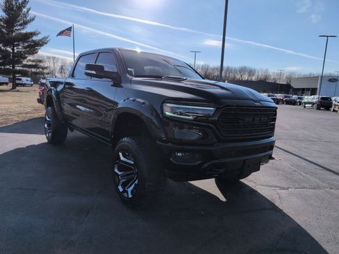 Used 2020 RAM 1500 Limited w/ Black Appearance Package image 7