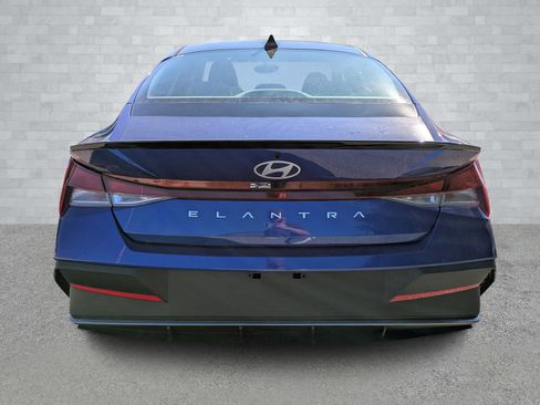 New 2026 Hyundai Elantra Sport image 6