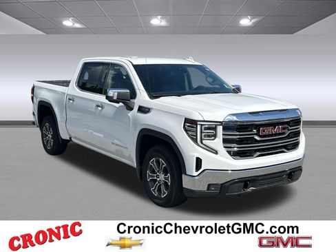 Used 2025 GMC Sierra 1500 SLT RWD image 1