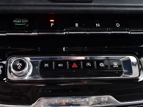 Used 2023 Lincoln Corsair AWD w/ Equipment Group 101A image 27