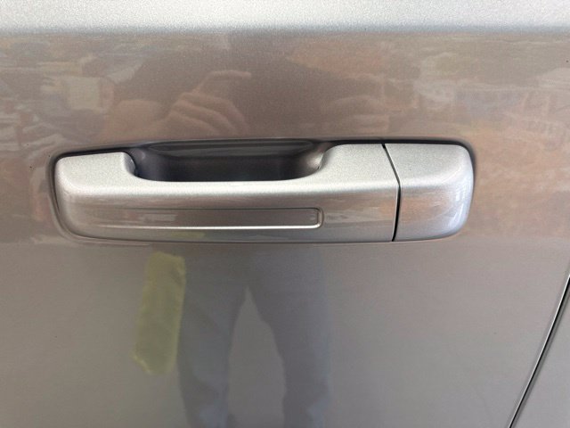 Used 2023 RAM 1500 Laramie AWD/4WD image 21