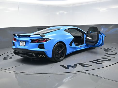 Certified 2025 Chevrolet Corvette Stingray Coupe w/ 1LT image 27