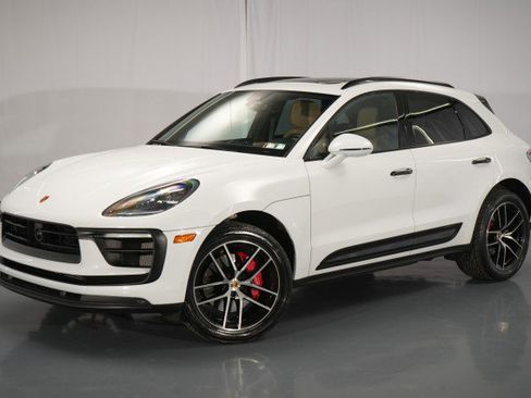 Used 2022 Porsche Macan S image 1