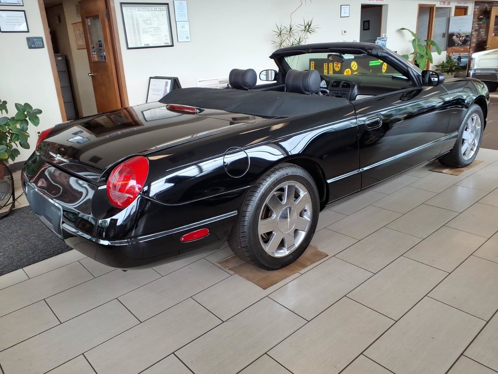 Used 2003 Ford Thunderbird RWD image 2