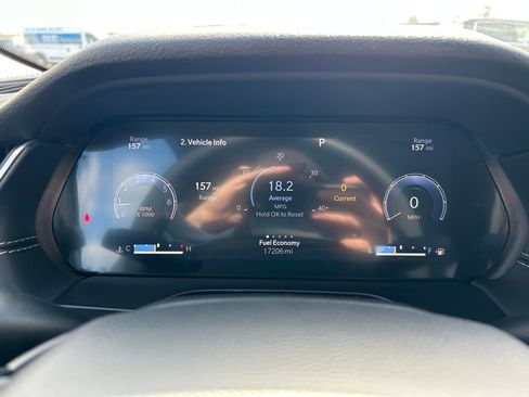 Used 2023 Jeep Grand Cherokee Laredo w/ Luxury Tech Group I image 11