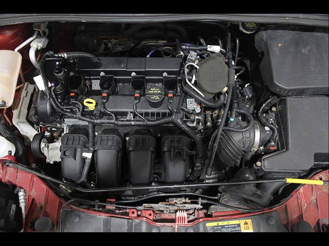 Used 2014 Ford Focus SE w/ SE Winter Package FWD image 18