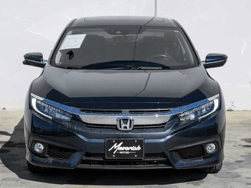 Used 2016 Honda Civic Touring image 6