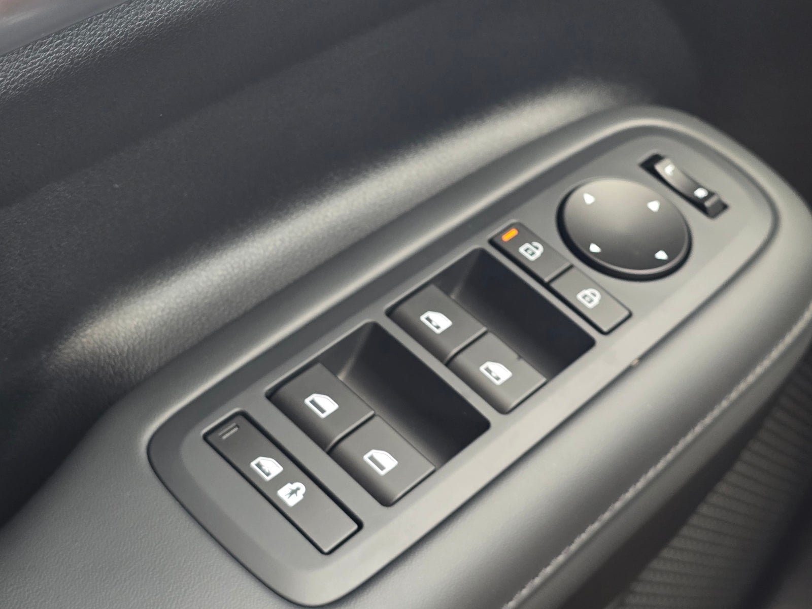 Certified 2026 Hyundai Santa Fe SEL FWD image 23