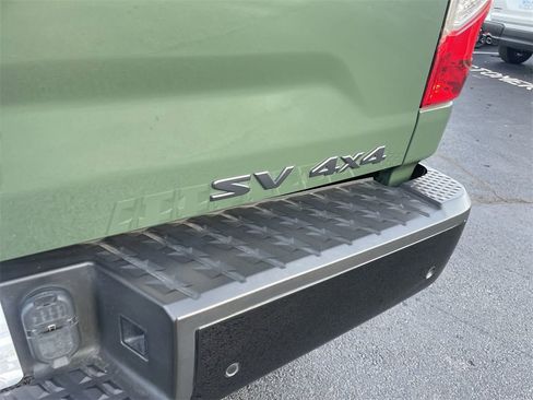 Used 2024 Nissan Titan SV w/ SV Bronze Edition Package image 6