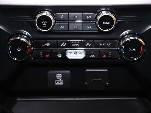 Certified 2023 Ford F150 XLT w/ Equipment Group 302A High image 31