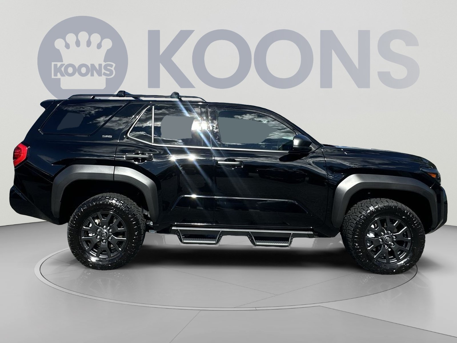 Used 2025 Toyota 4Runner SR5 AWD/4WD image 12