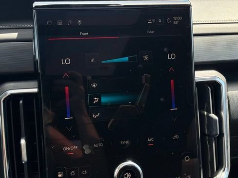 New 2026 GMC Acadia Elevation w/ Elevation Premium Package FWD image 29