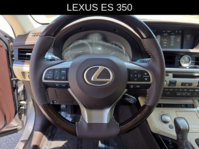 Used 2017 Lexus ES 350 w/ Premium Package FWD image 26