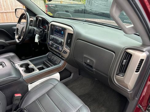 Used 2017 GMC Sierra 1500 Denali w/ Denali Ultimate Package AWD/4WD image 31