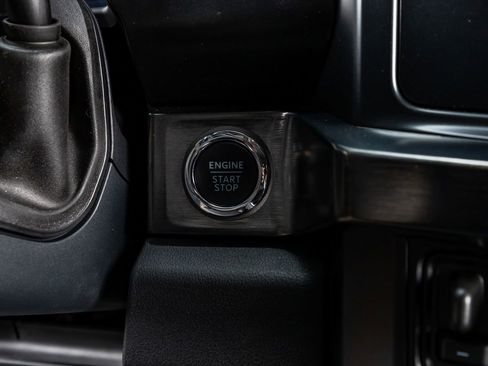 Used 2025 Ford F350 Lariat w/ Black Appearance Package image 23