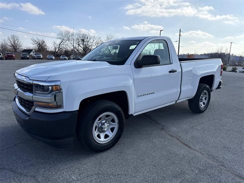 Used 2018 Chevrolet Silverado 1500 W/T image 2