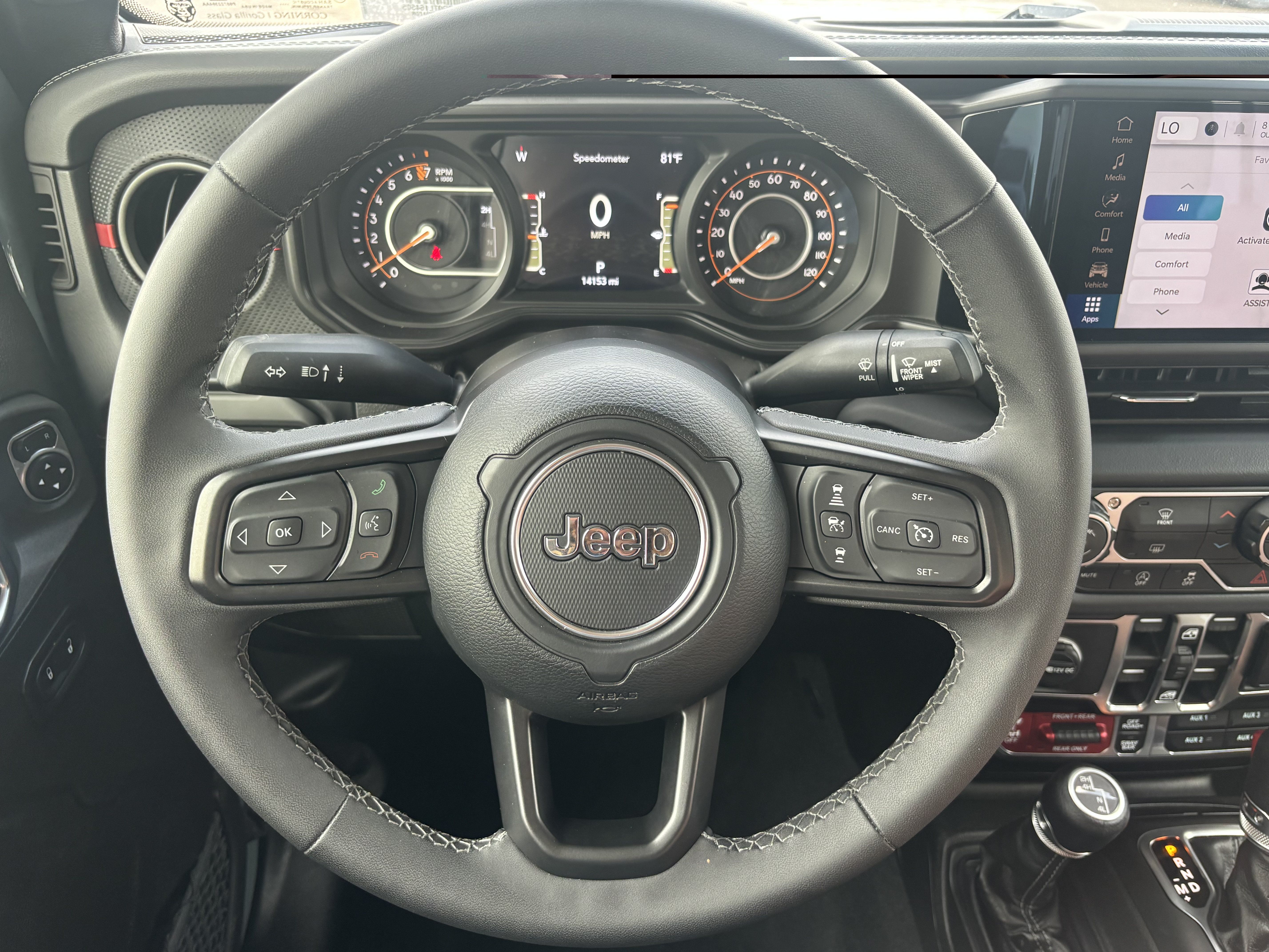 Used 2026 Jeep Gladiator Rubicon AWD/4WD image 16