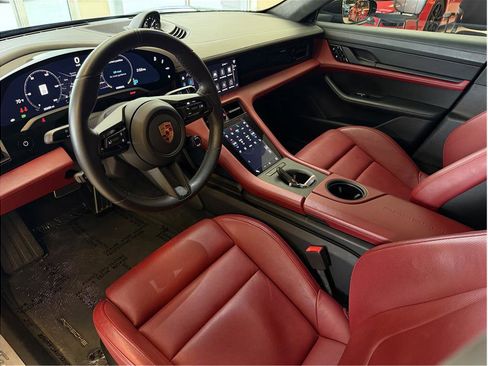 Used 2020 Porsche Taycan AWD/4WD image 24