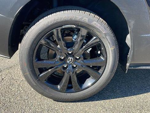 New 2025 MAZDA CX-30 AWD 2.5 S w/ Select Sport Pkg image 31