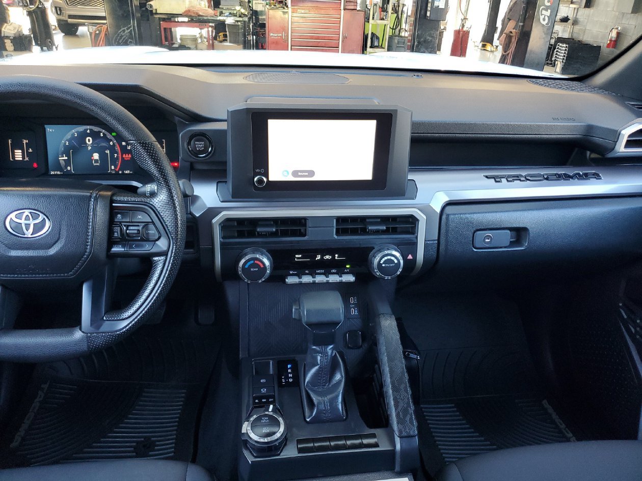 Used 2024 Toyota Tacoma SR5 AWD/4WD image 15