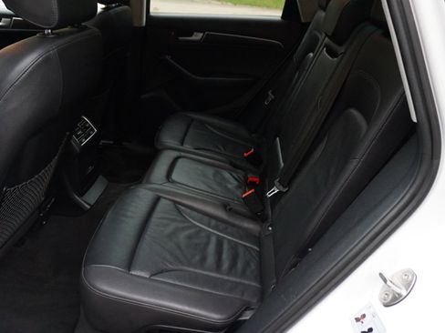 Used 2017 Audi Q5 2.0T Premium Plus w/ Premium Plus Package image 27