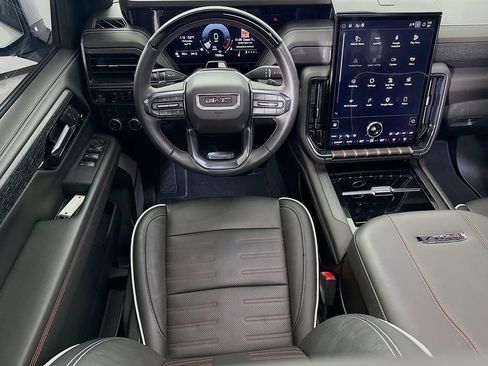Used 2025 GMC Yukon AT4 Ultimate image 27
